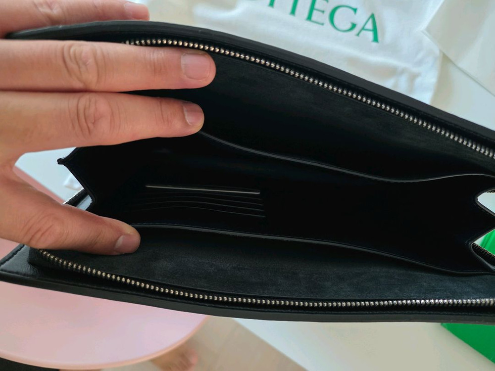 보테가베네타 클러치--1