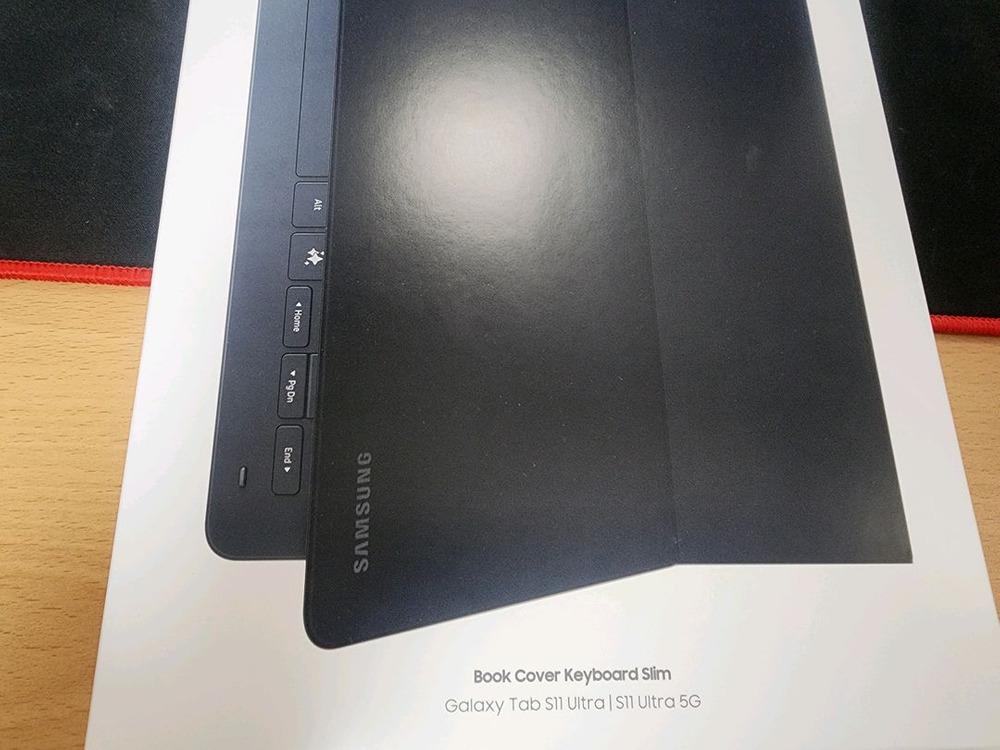 갤럭시 탭 11 Ai 태블릿용 슬림 키보드 북커버 미개봉--4