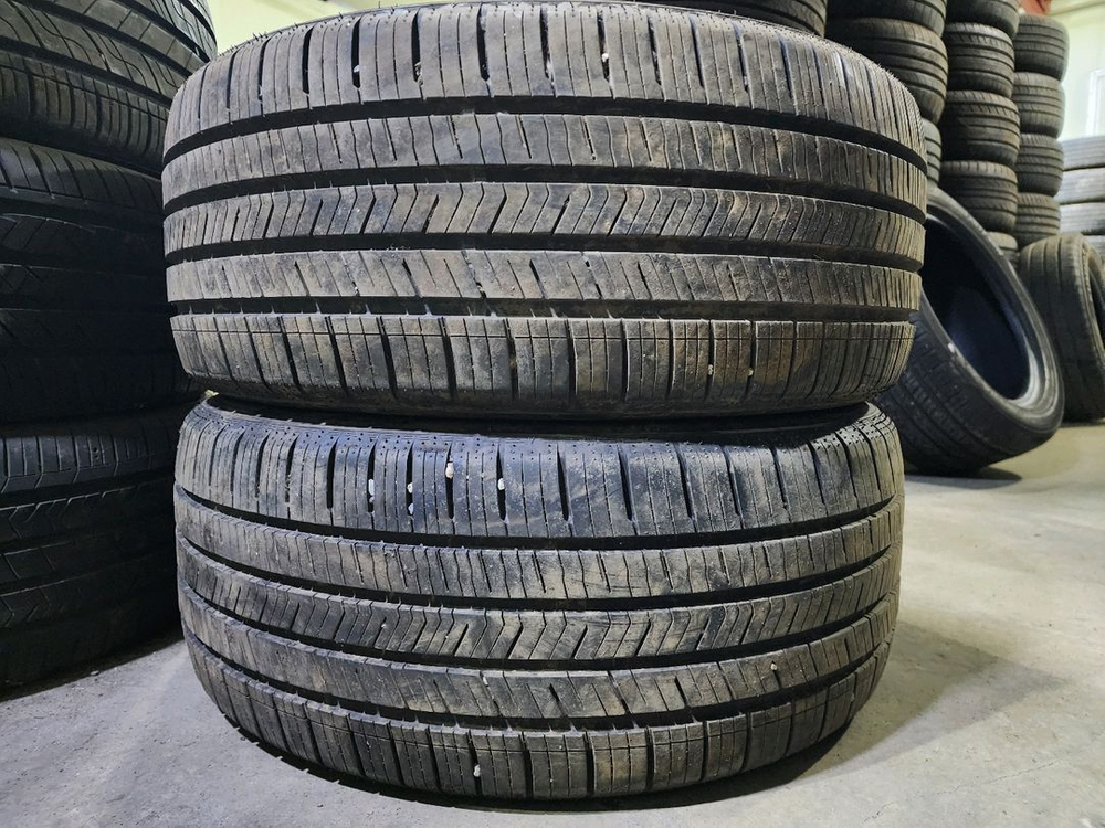 225 45 17 중고타이어 2개--1