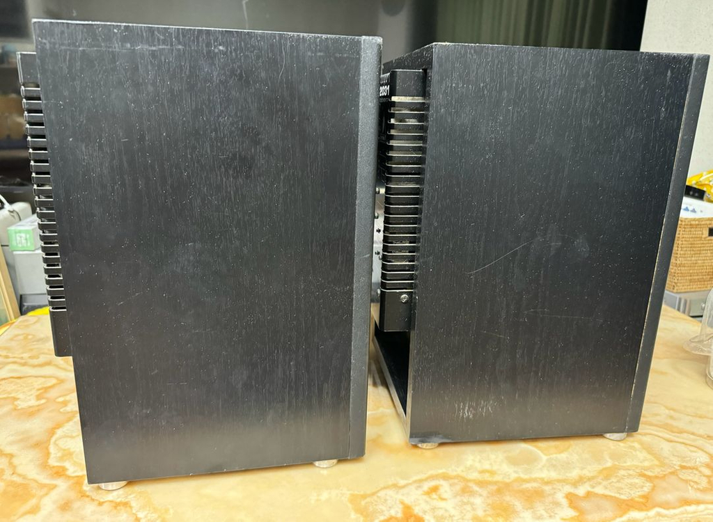 베링거 B2031 모니터링 스피커(액티브스피커) 판매합니다 이미지