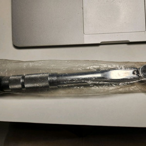 중국산 1/4인치, 5-25n.m 토크렌치 새제품 판매합니다.