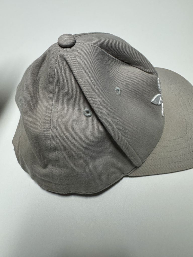 아디다스 오리지널 클래식 볼캡 모자 베이지--7