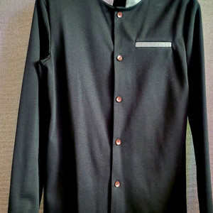 [미사용 새상품] 프랭키뉴욕 블랙 차이나넥 니트 셔츠