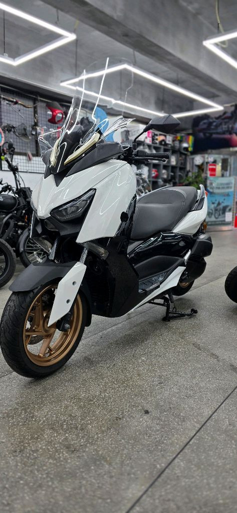 21년 야마하 xmax300 짱짱한거 팔아요--2