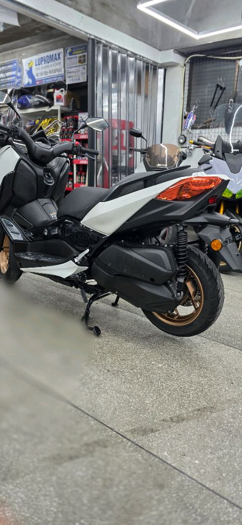 21년 야마하 xmax300 짱짱한거 팔아요--4