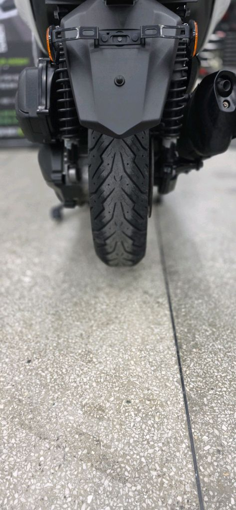 21년 야마하 xmax300 짱짱한거 팔아요--6