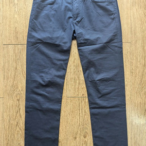 Theory 띠어리 스트레이트핏 네이비 면바지 32