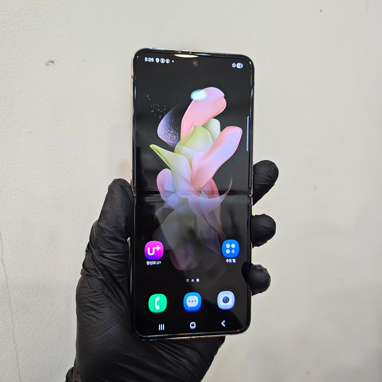 갤럭시Z플립4 256기가 골드 (무잔상) / 0214--2