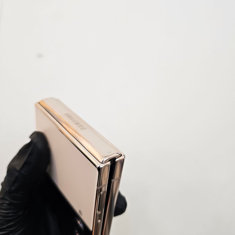 갤럭시Z플립4 256기가 골드 (S급) / 0214--8