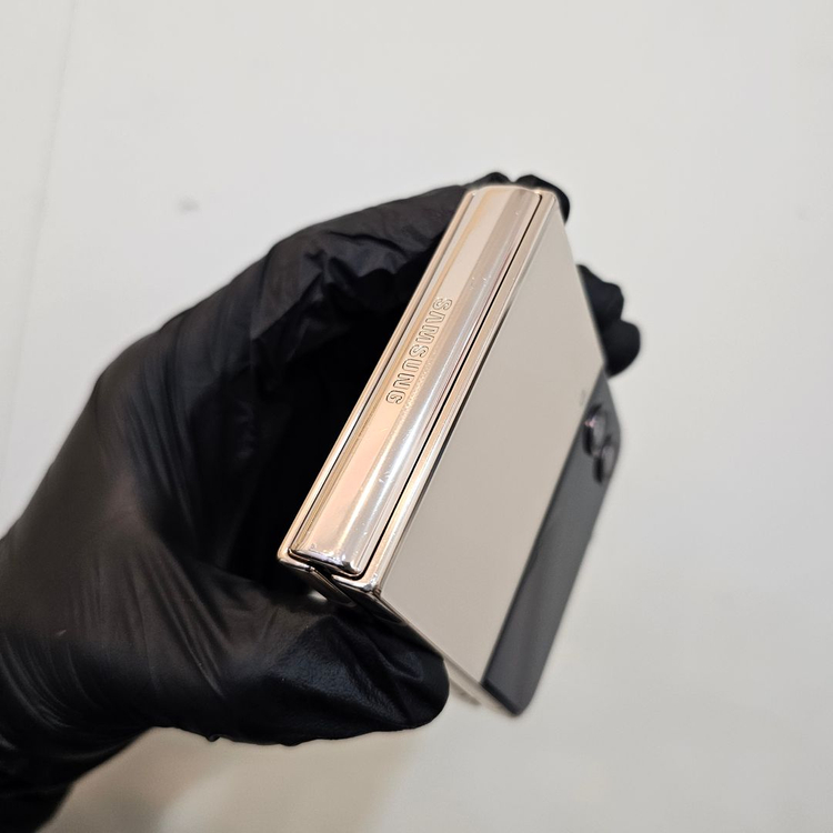 갤럭시Z플립4 256기가 골드 (S급) / 0214--7