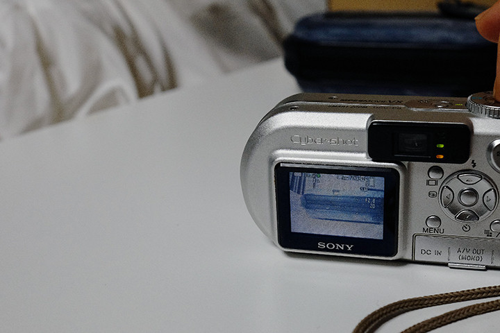 (빈티지 레트로 디카) 소니 사이버샷 DSC-P8 실버 팝니다 -신품호환베터리 포함--8