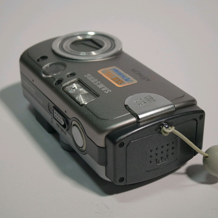 삼성 케녹스 V6 디지털 카메라 이미지