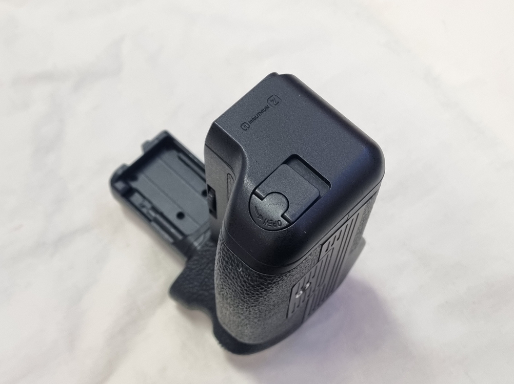 소니 VG-C4EM 세로그립--5