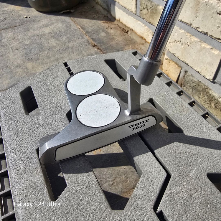 오딧세이 2볼 퍼터 이미지