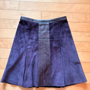 페라가모 스웨이드 스커트 38