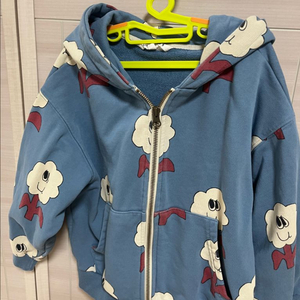 리미떼두두 집업 m사이즈