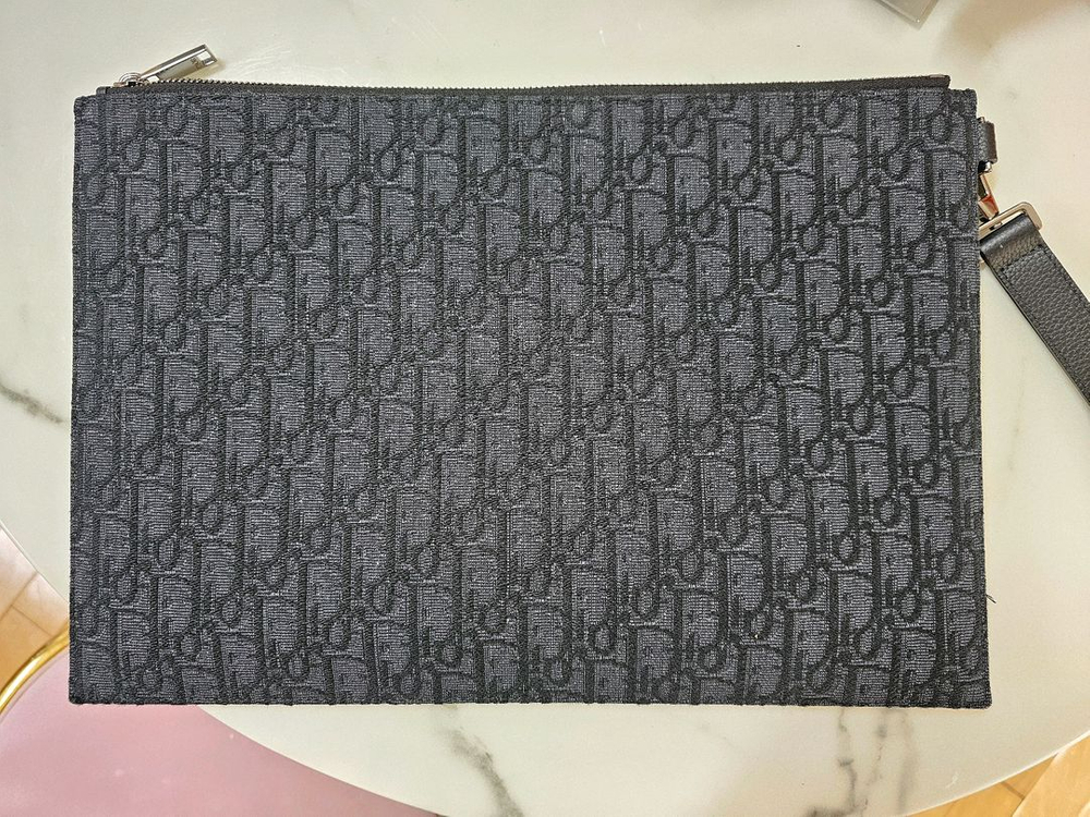 디올 오블리크 a4 클러치 팝니다--3