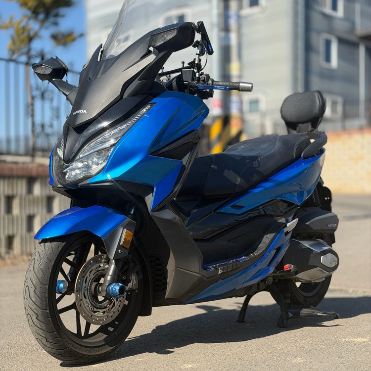 혼다 포르자350 22년식 아크라포빅 구변o 준튜닝 저렴하게 판매합니다--6