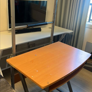 컴퓨터책상 무료나눔 이미지