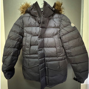 몽클레어 클루니 22FW 나이트블루 1사이즈 새제품 이미지