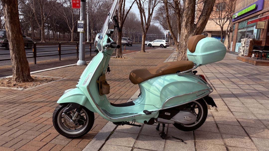베스파 프리마베라(vespa primavera) 그냥 신차 그 자체 팝니당 이미지