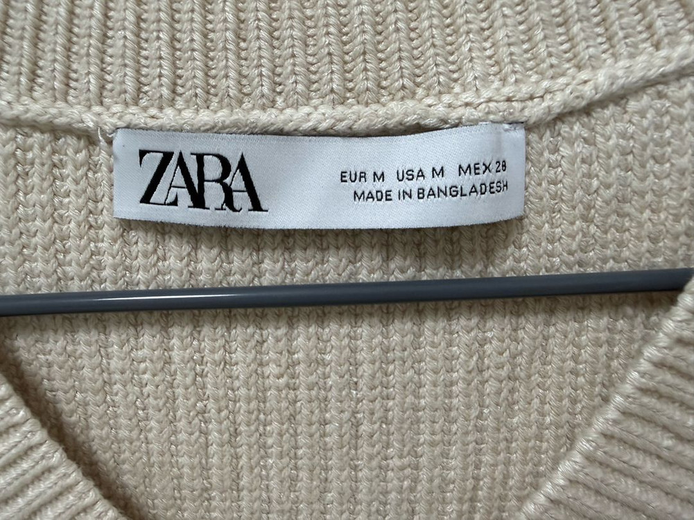 자라 니트 베스트 팝니다--2