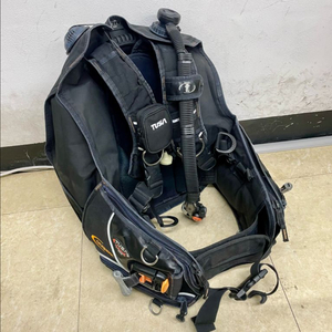 투사 TUSA 컨퀘스트 BCD 판매합니다 (사이즈: Asia L)