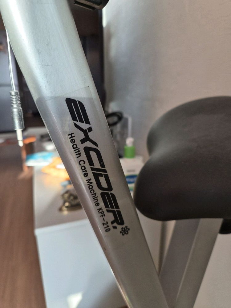 엑사이더(Excider) 접이식 실내 자전거 판매합니다 이미지