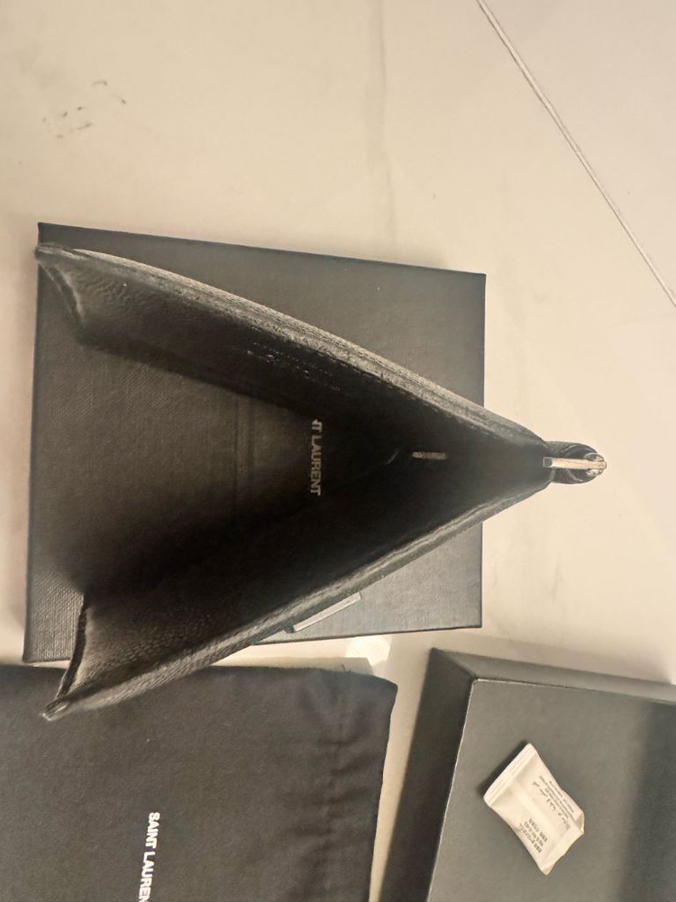 생로랑 모노그램 머니클립 지갑 이미지