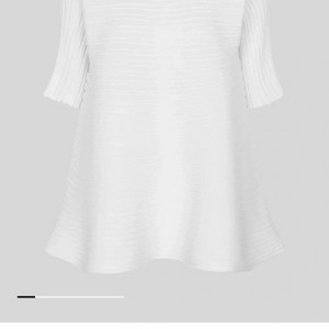 플리츠플리즈 바운스 니트 화이트탑