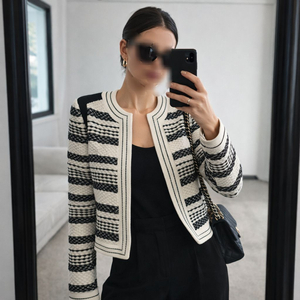 로엠 스트라이프 트위드 자켓