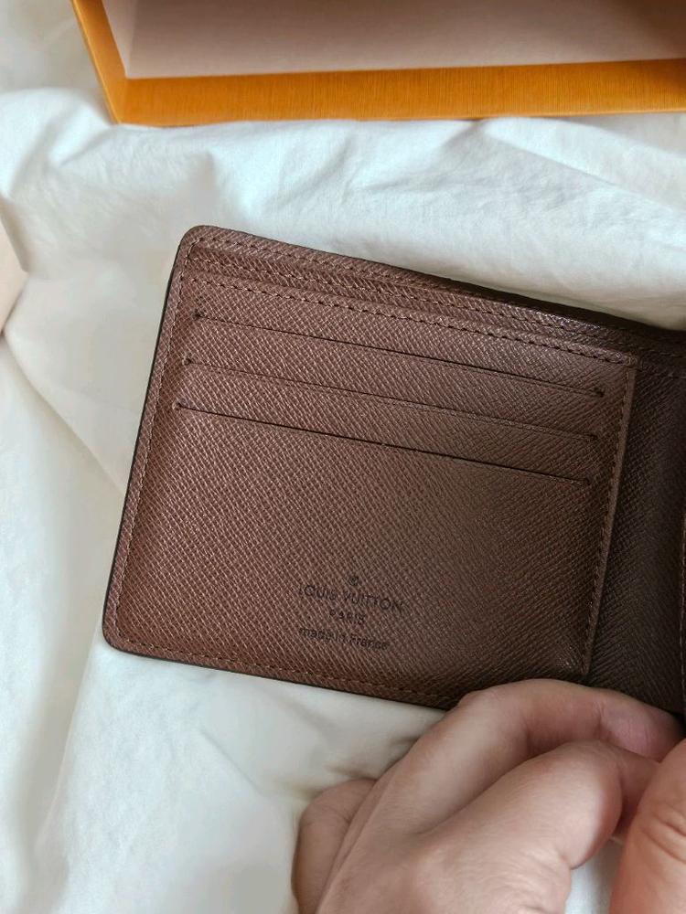 루이비통 멀티플 월릿 남성 반지갑 이미지