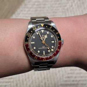 튜더 블랙베이 58 gmt