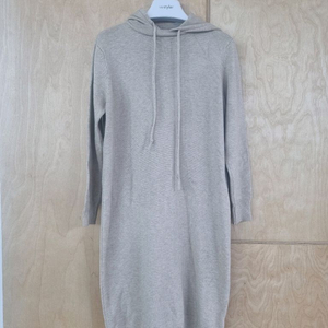 후드 니트 원피스