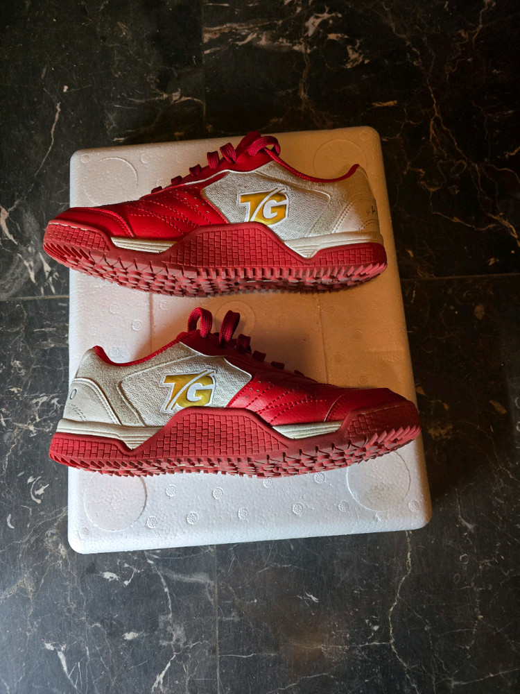 태극 족구화 250--3