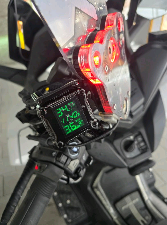 혼다 포르자350 25년식--5