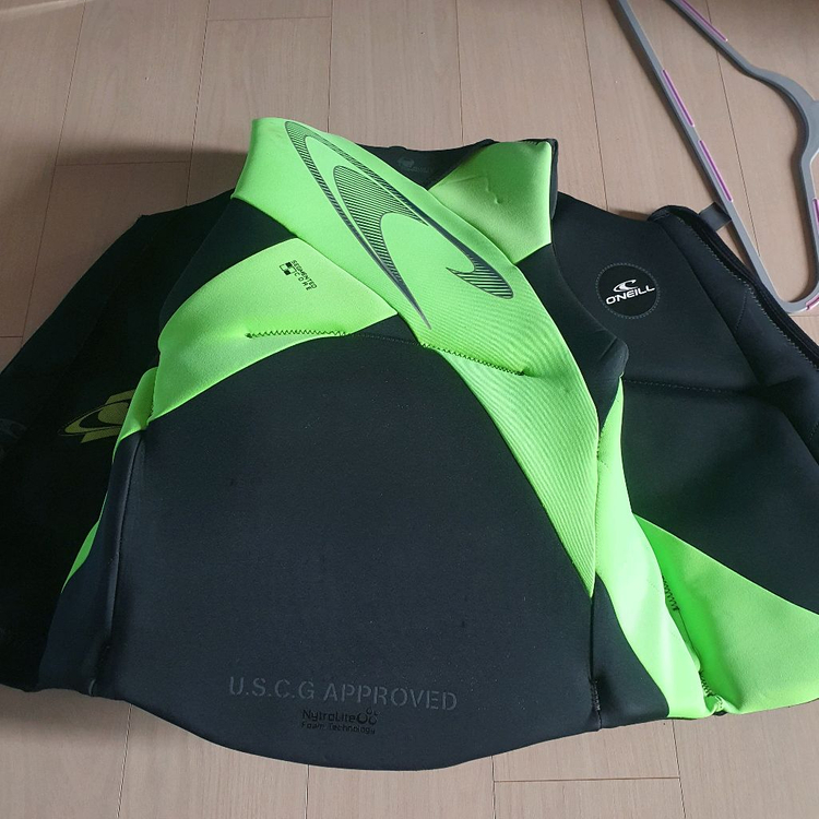 오닐 REVENGE 구명조끼 남성 최상급 베스트 라이프자켓 웨이크보드 바다 물놀이 수상레저--4
