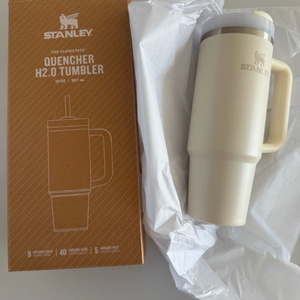 스탠리 퀜처 H2.0 플로우 스테이트 텀블러 887ml, 크림 2.0
