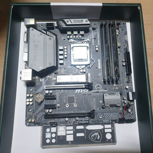 인텔i9-9900k.써모렙쿨러.msi b360박격포.삼성램8g(3200)2장.삼성nvme pm9a1 512.각개가능