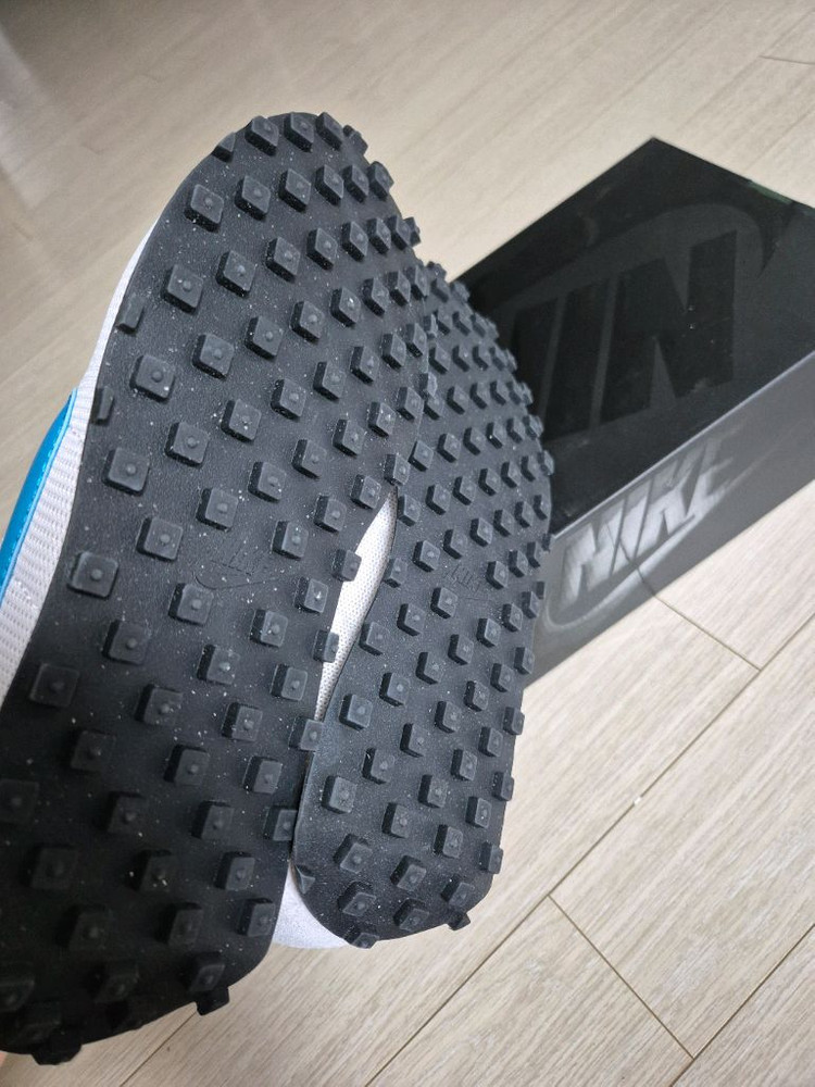 쿨거래시 7만9천! 미착용 새제품 나이키 남성 운동화 사이즈 270--5