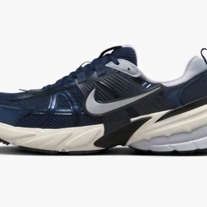 당일발송! 정가 189,000원 미착용 새제품 나이키 남성 V2K 런 러닝화/ 일상화 285