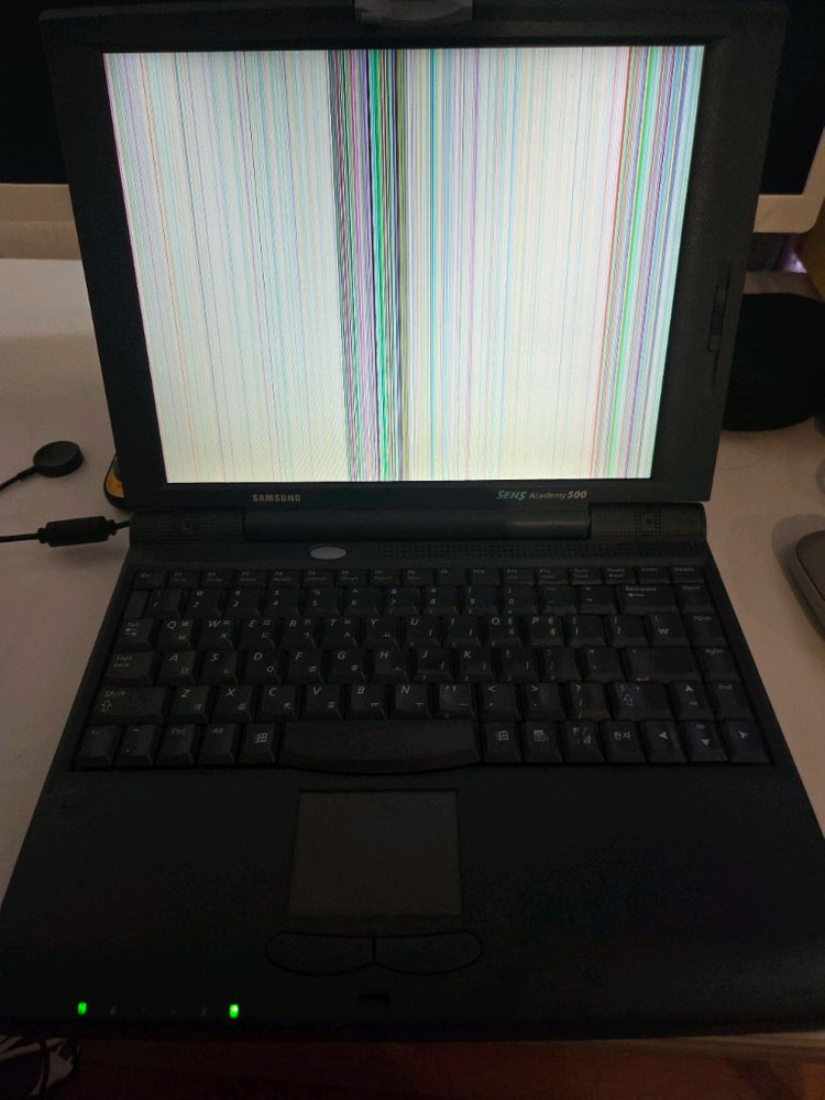 삼성 sens아카데미500 구형 노트북 팝니다--2
