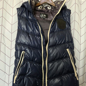 브랜드 겨울 패딩조끼 95사이즈