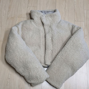 크롭뽀글이패딩점퍼 이미지