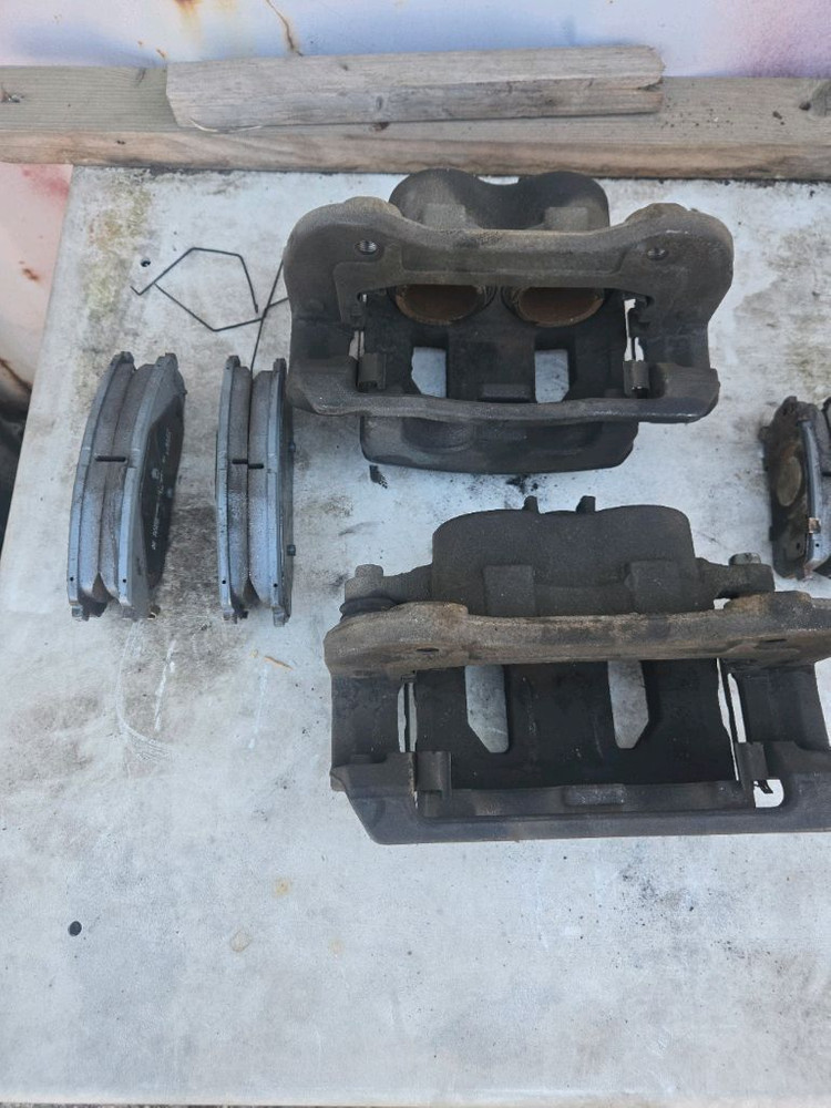 더뉴카니발 앞뒤 브레이크 세트--4