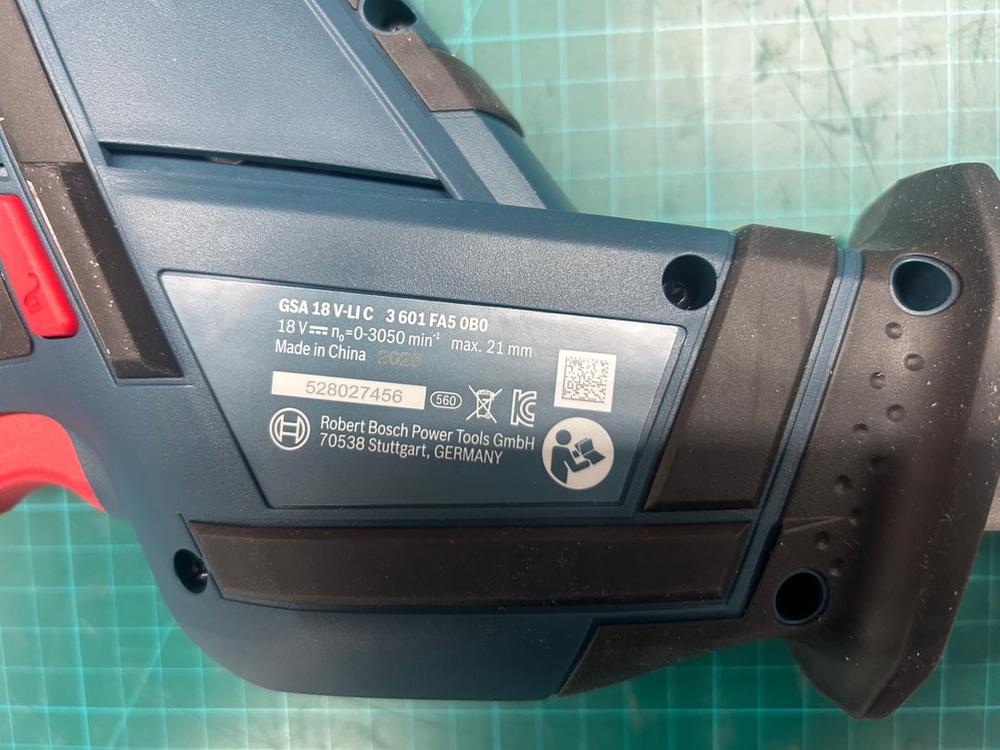 보쉬 GSA18V-LI C 충전 컷소 컷쏘 다목적톱 베어툴 (배터리 미포함, 충전기 미포함)--4