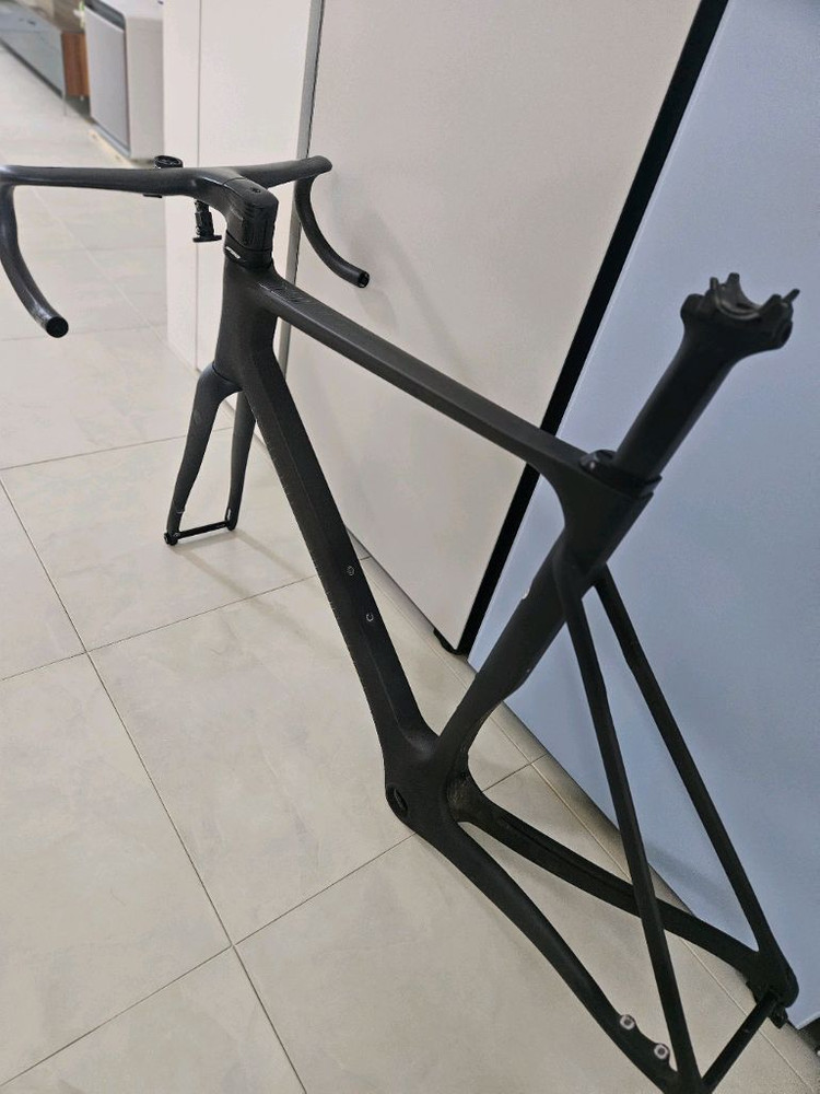 폴리곤 헬리오스 A8X 프레임셋--2