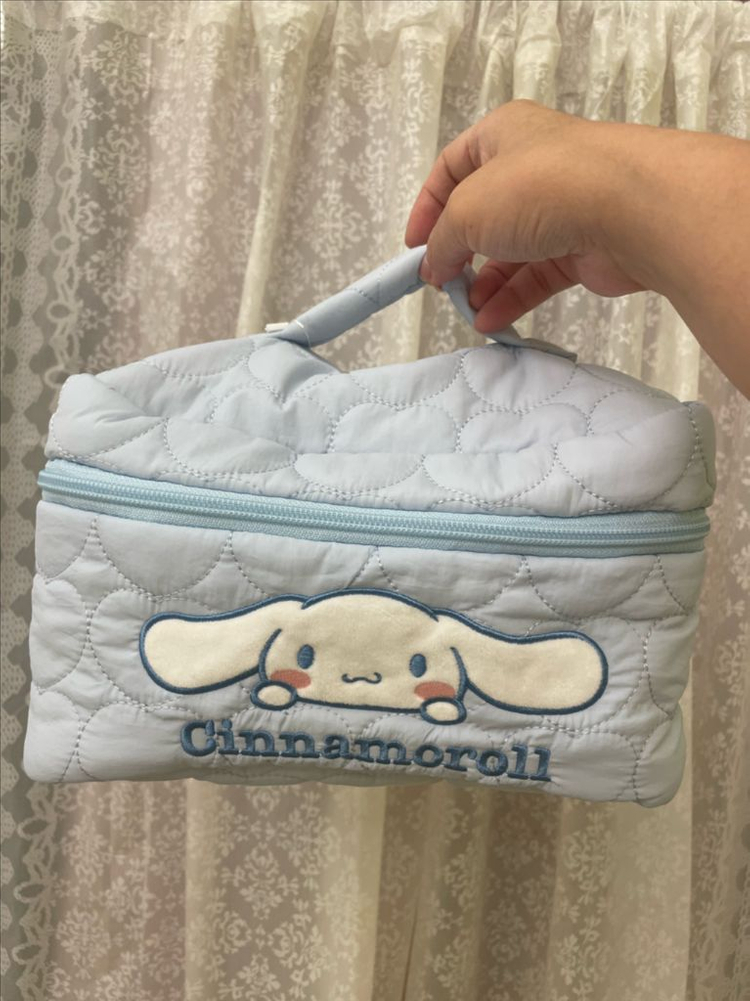 새상품 쿠로미 시나모롤 파우치--5