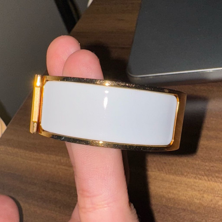 에르메스 클릭클락 클릭아슈 팔찌 화이트/골드 PM 이미지