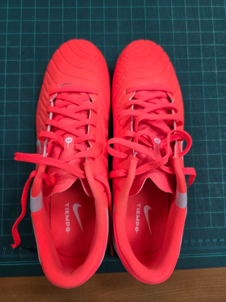 새상품) 나이키 티엠포 레전드 10 아카데미 TF 풋살화--0